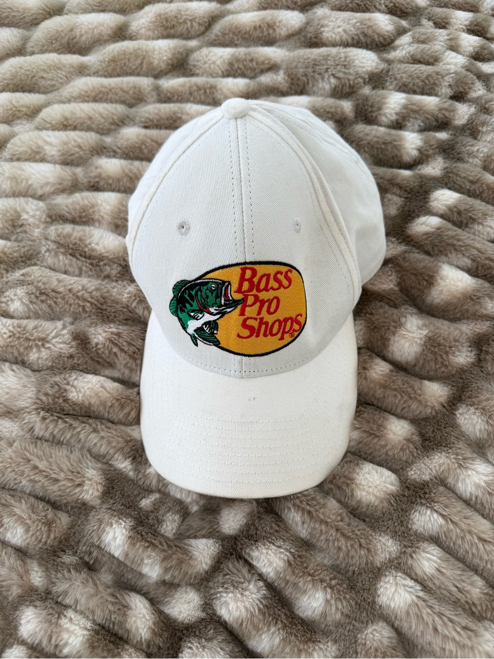 Bass Pro Shops White Baseball Hat